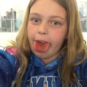 Meet your Posher, Sarah grace